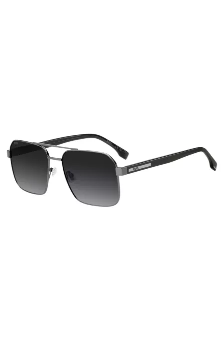Lunettes de soleil en acier gris à double pont et branches transparentes