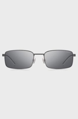 Mirrored sunglasses with a racing-inspired design, White