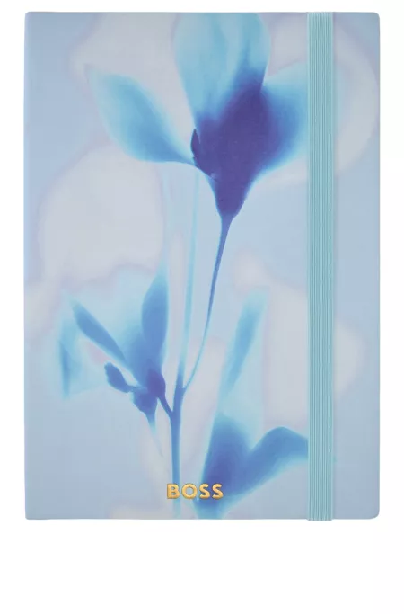 Carnet A5 à fleurs bleues avec logo métallisé