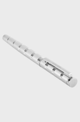 Stylo roller en laiton chrom&eacute; &agrave; rayures horizontales, Argent