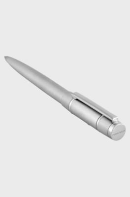 Stylo &agrave; bille plaqu&eacute; chrome avec losanges grav&eacute;s et logo Double B, Argent