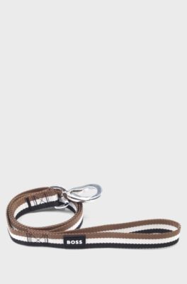Dog leash with silicone logo patch, White