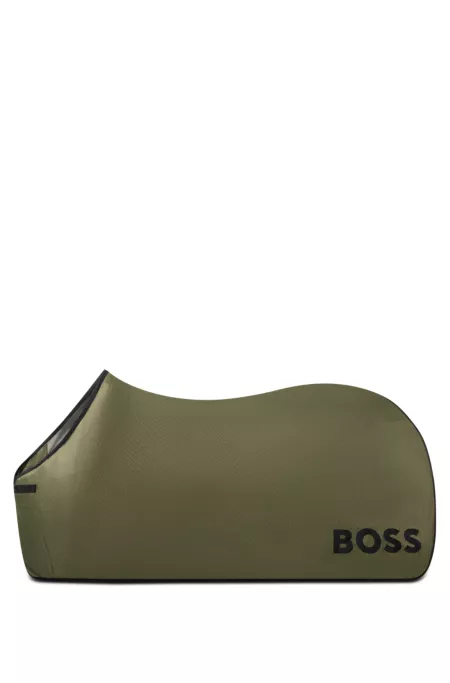 Couverture pour cheval à motif monogramme