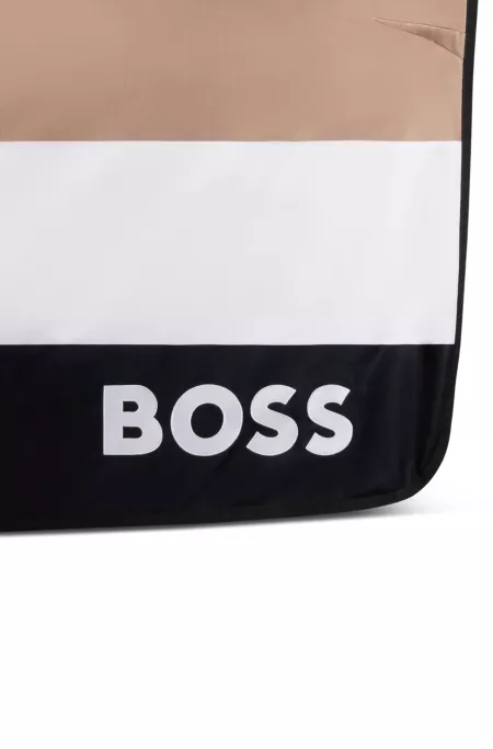 Equestrian signature block-stripe sweat rug with logo