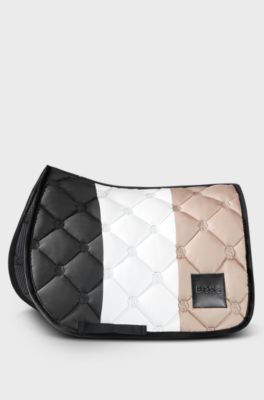 Tapis de selle d&rsquo;&eacute;quitation sp&eacute;cial dressage avec rayures embl&eacute;matiques et monogrammes Double&nbsp;B, Beige