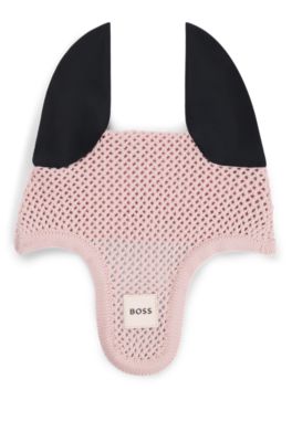 Equestrian crochet fly veil with logo patch, light pink