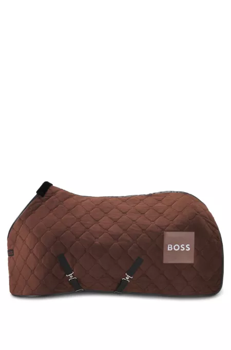 Equestrian sweat rug in quilted fleece