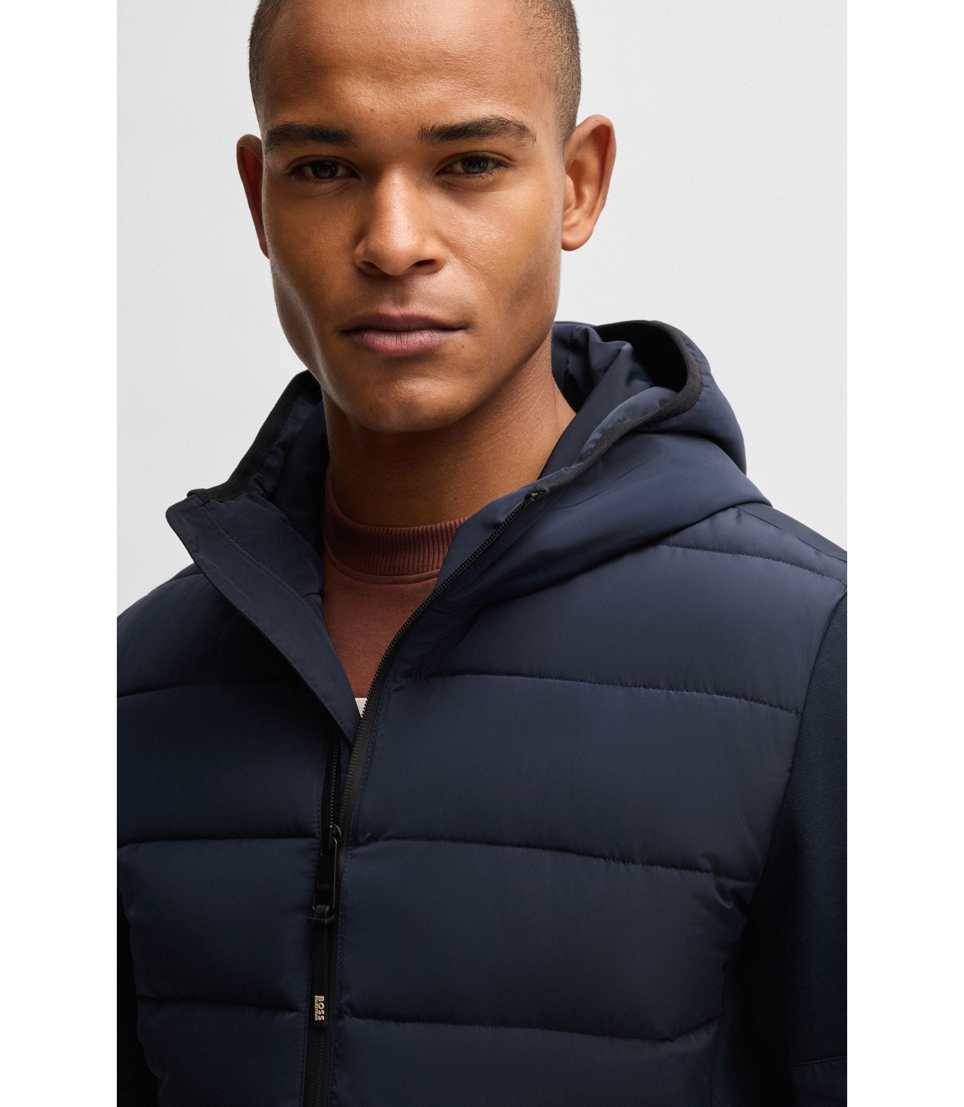 hbeuB6M1403_404_340?wid=1980&