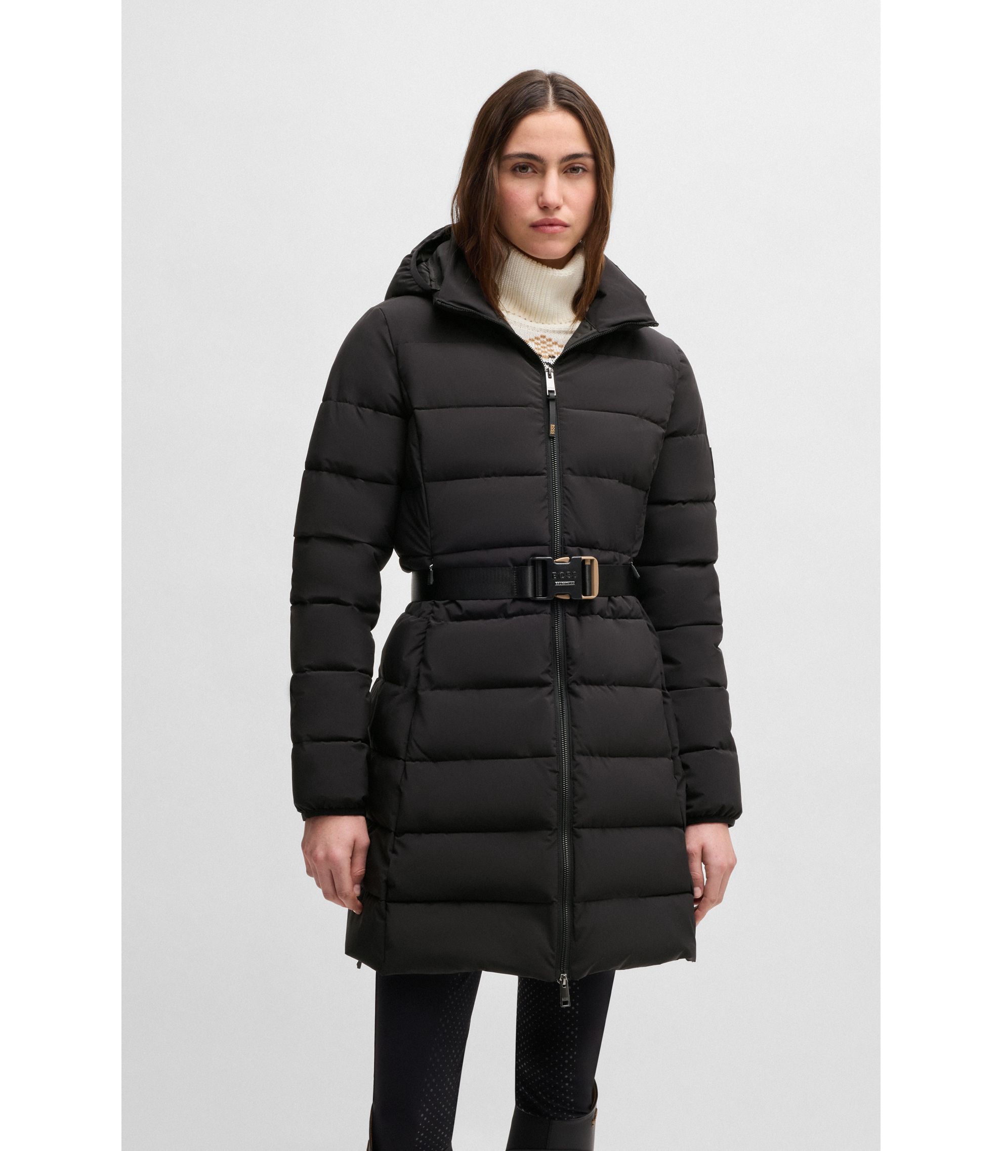 hbeuB6W1402_001_350?wid=1980&