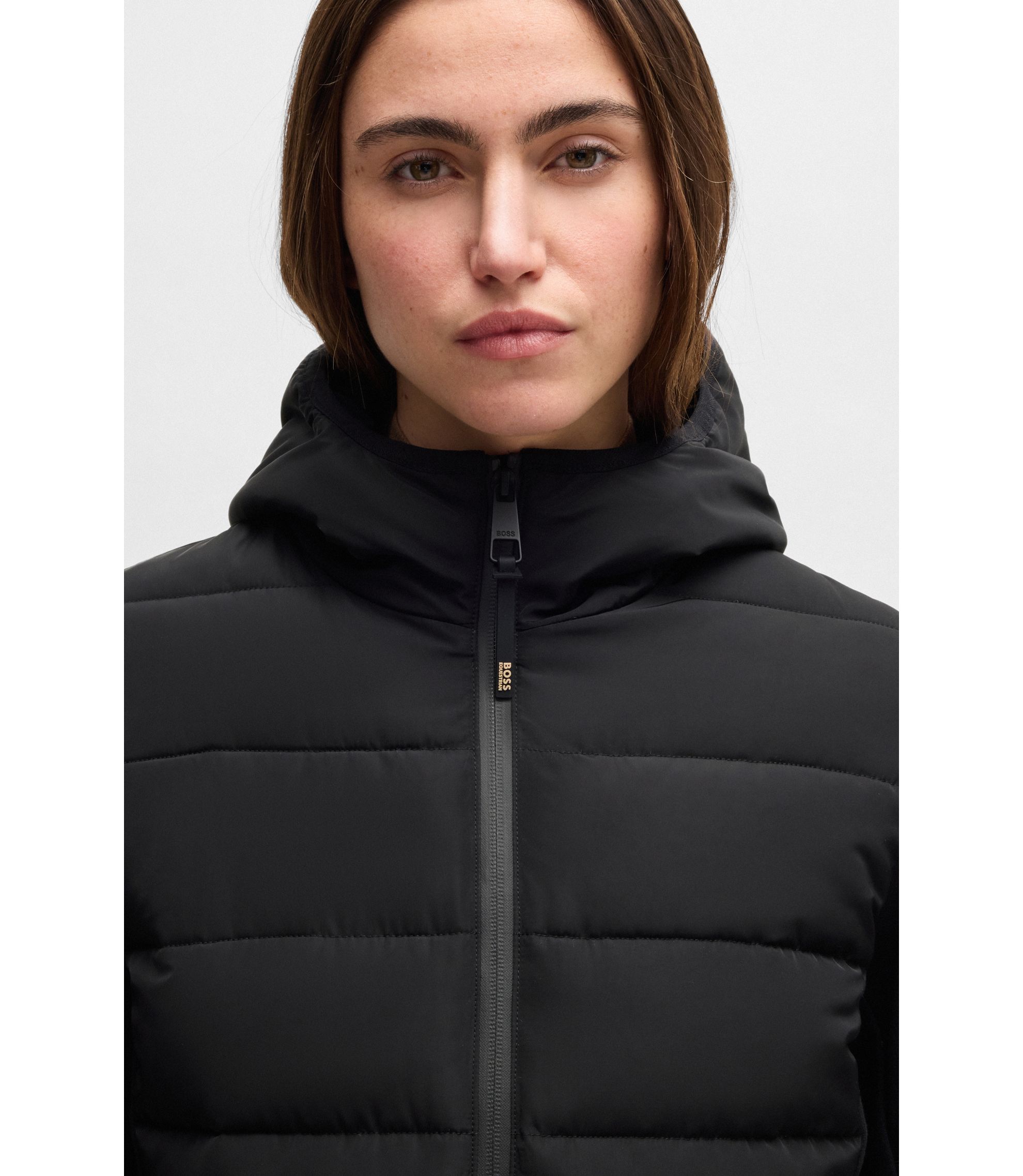 hbeuB6W1405_001_340?wid=1980&