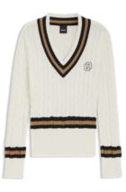 Sweaters & Cardigans