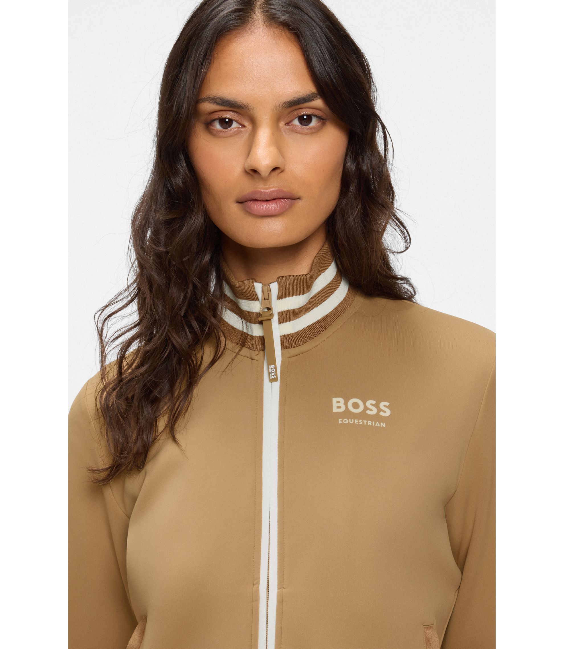 HUGO BOSS 計3点 チェック柄セットアップ、ベージュロングカーディガン HUGO BOSS 計3点 チェック柄セットアップ、ベージュロングカーディガン