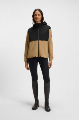 Vandt&aelig;t regnjakke til hestesport med dobbelt B-monogrammer, Sort / Beige