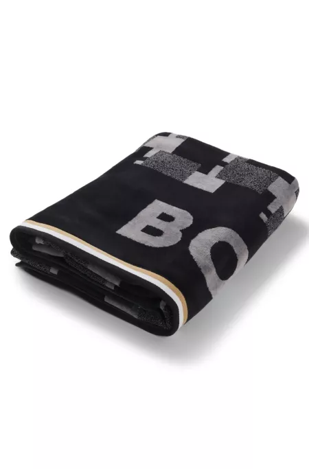 Cotton-velvet beach towel with geometric jacquard