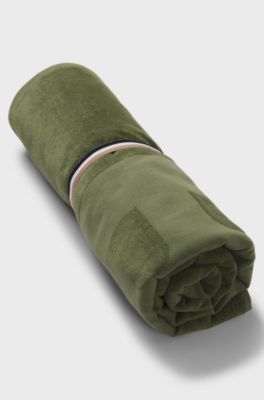 Cotton-velvet beach towel with sculpted logo, Dark Green