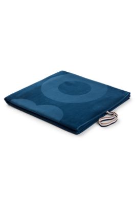 Cotton-velvet beach towel with sculpted logo, Blue