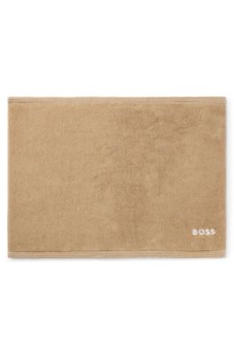 Cotton bath mat with contrast embroidered logo, Beige