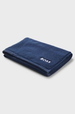 Cotton bath mat with contrast embroidered logo, Dark Blue