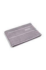 Cotton bath mat with contrast logo embroidery, Grey