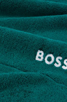 Cotton bath mat with contrast logo embroidery, Dark Green
