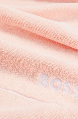 Cotton bath mat with contrast logo embroidery, Pink