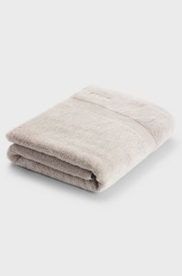 Beige Aegean-cotton bath sheet with tonal logo, Light Beige