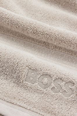 Beige Aegean-cotton bath sheet with tonal logo, Light Beige