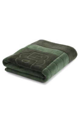 Cotton bath sheet with Double B monogram, Green