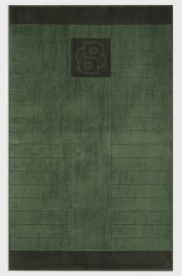 Cotton bath sheet with carved Double B monogram, Green