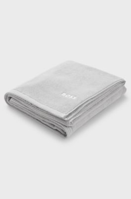 Cotton bath sheet with contrast embroidered logo, Silver