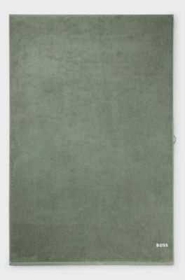 Cotton bath sheet with contrast embroidered logo, Green