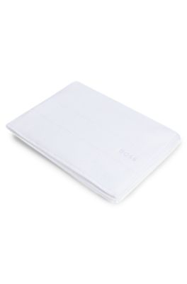 Badetuch aus Baumwolle mit wei&szlig;er Logo-Stickerei, Wei&szlig;