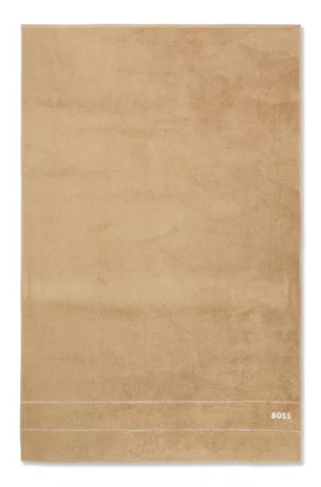 Cotton bath sheet with white logo embroidery