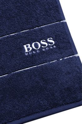 Drap de bain en coton avec logo brod&eacute; blanc, Bleu fonc&eacute;