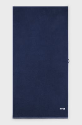 Serviette de bain en coton avec logo brod&eacute; en contraste, Bleu fonc&eacute;