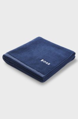 Cotton bath towel with contrast embroidered logo, Dark Blue