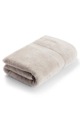 Serviette de bain &agrave; logo en coton de la mer &Eacute;g&eacute;e, Beige clair