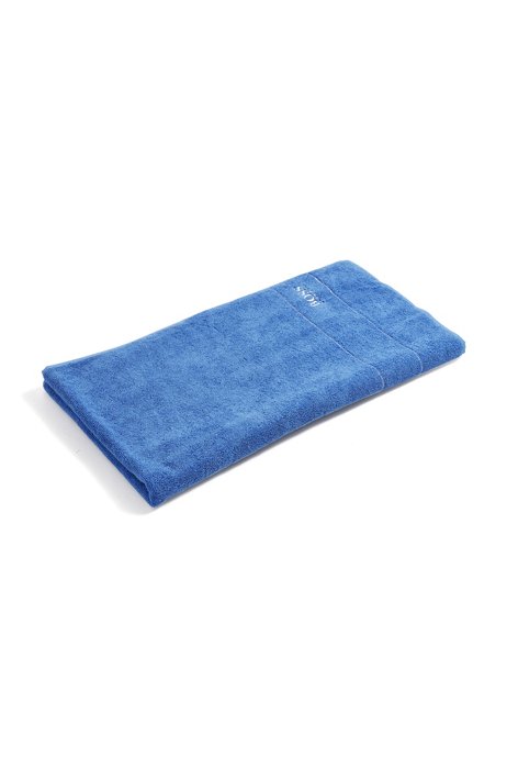 Egyptian-cotton bath towel with contrast logo, Blue