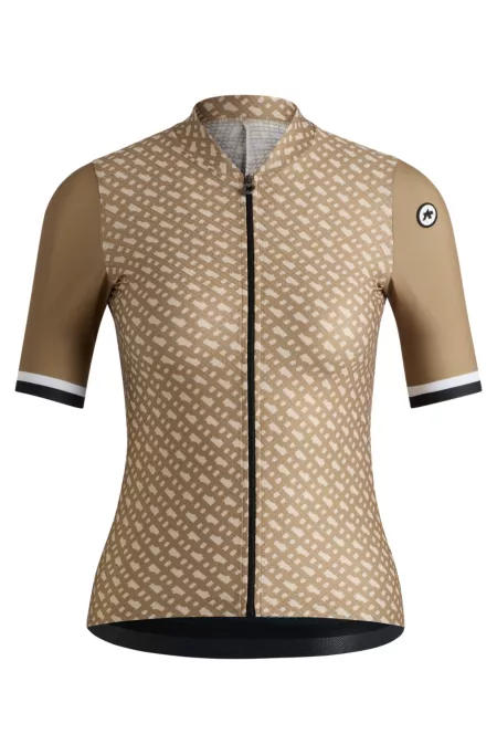 BOSS x ASSOS training jersey with stretchable secure rear pockets