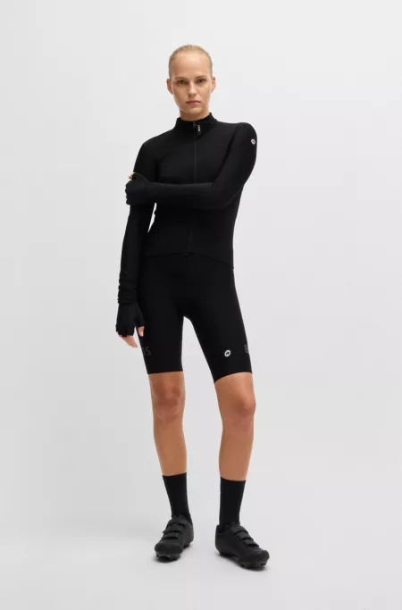 BOSS x ASSOS jacket with three rear pockets