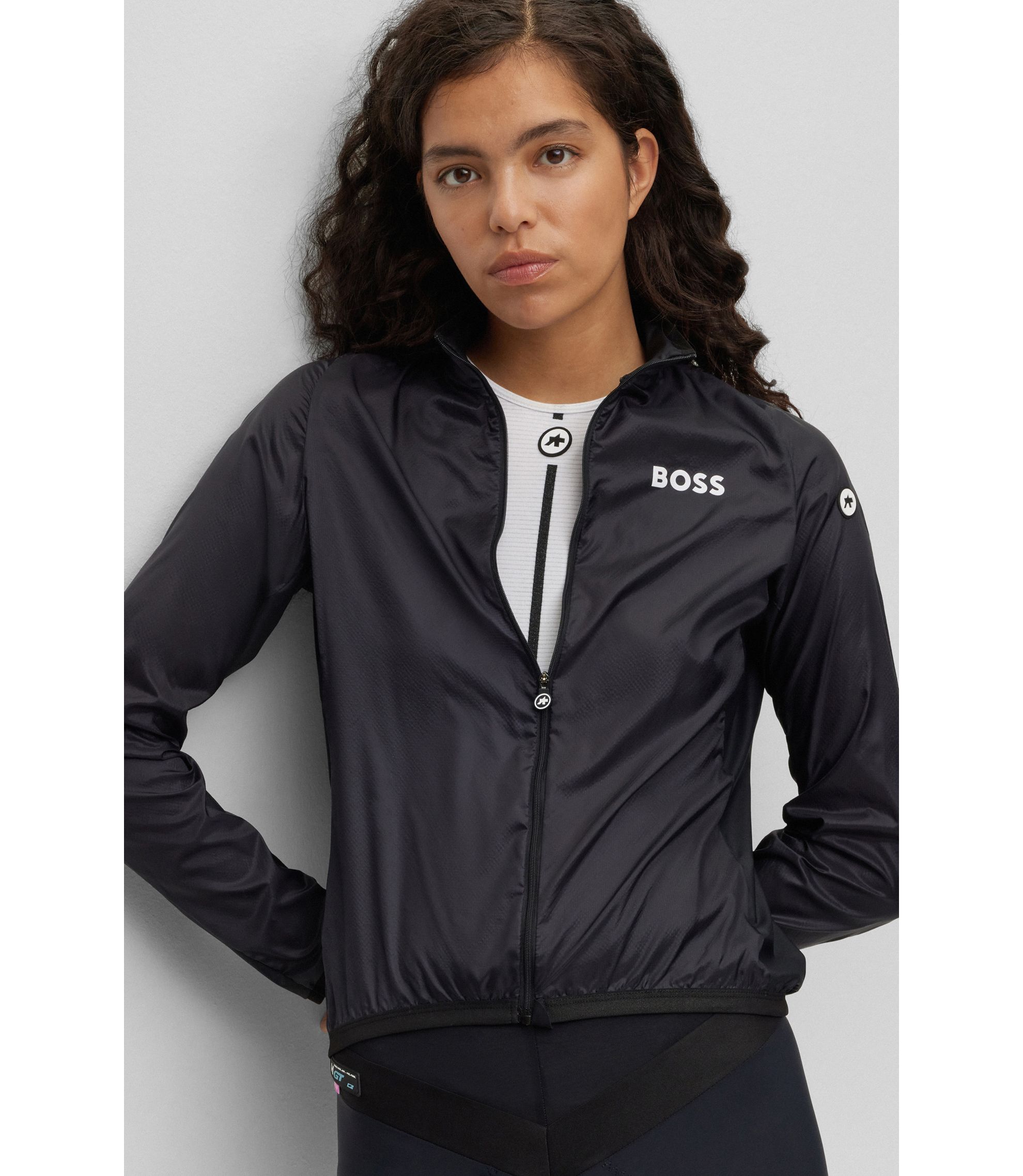 【なこです】ムジ.サッカーストライプ Vネックガウンジャケット　ブラック V-22013 シアサッカーストレッチジレ – COVER WORK (カヴァー