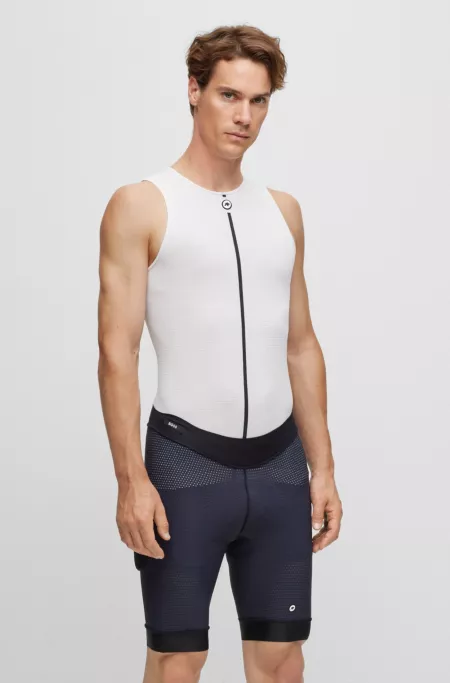 Short doublé BOSS x ASSOS avec empiècements au niveau des hanches