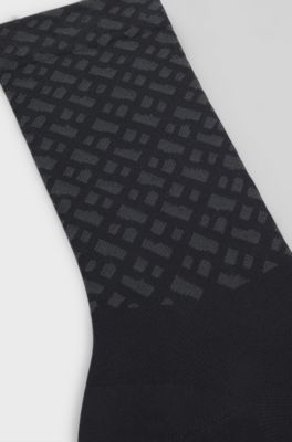 BOSS x ASSOS moisture-wicking cycling socks with seamless construction, Black