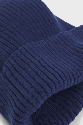 Kids' knitted beanie hat with red logo label, Dark Blue