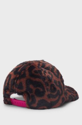 Kids' stacked-logo cap in cheetah-patterned faux fur, Patterned