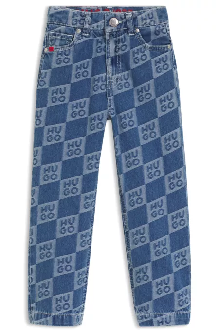 Jeans azules para niños con logo apilado en jacquard
