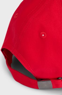 Kids' cap in cotton twill with red logo label, Red