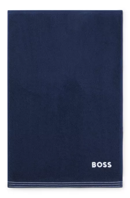Cotton guest towel with contrast embroidered logo