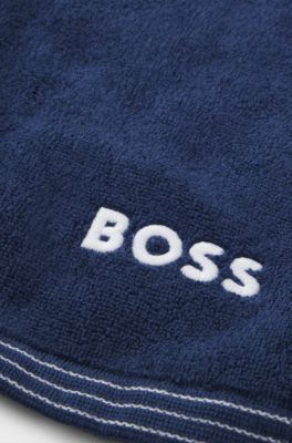 Cotton guest towel with contrast embroidered logo, Dark Blue