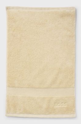 Cotton guest towel with tonal embroidered logo, Beige